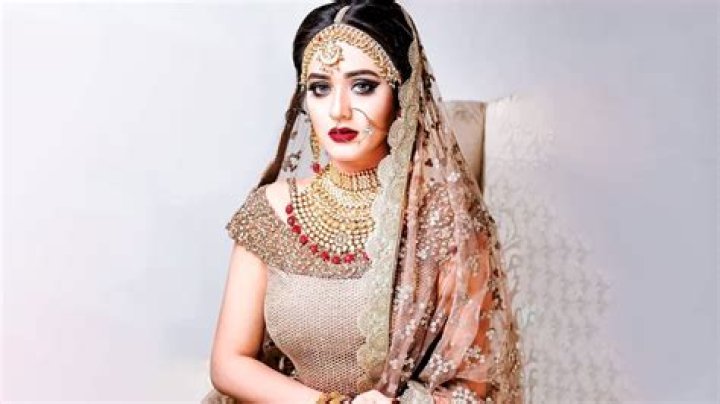 Ahona Rahman Height, Weight, Net Worth, Age, Birthday, Wikipedia, Who, Instagram, Biography