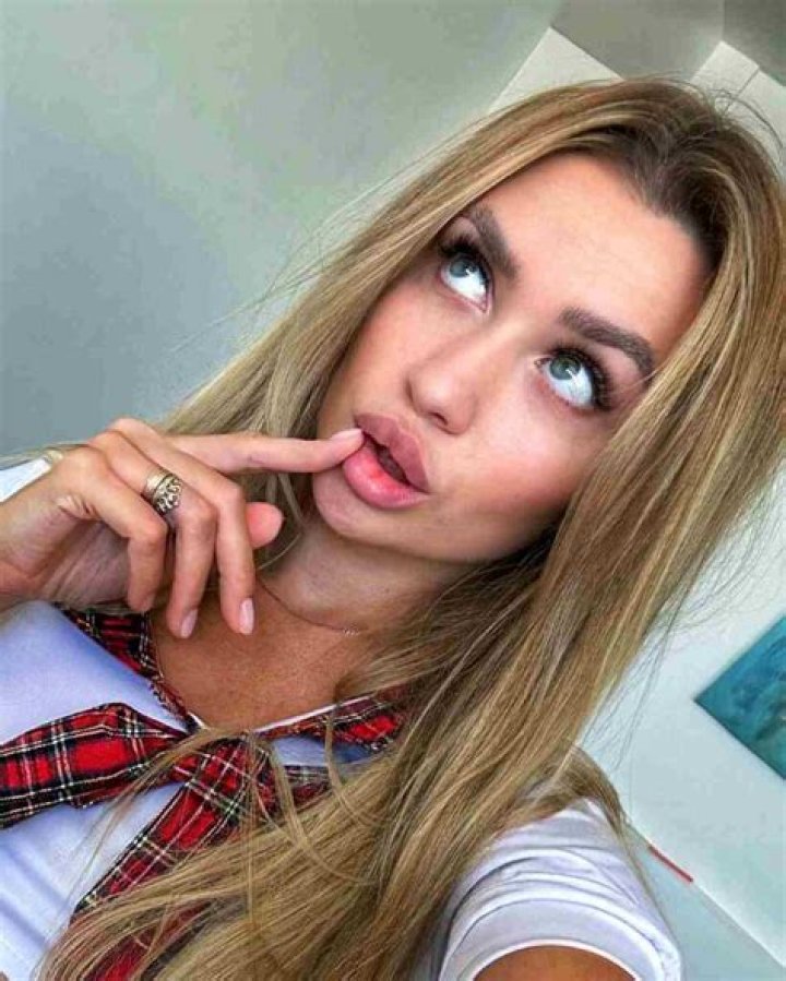 Amy Lawrence Height, Weight, Net Worth, Age, Birthday, Wikipedia, Who, Nationality, Biography