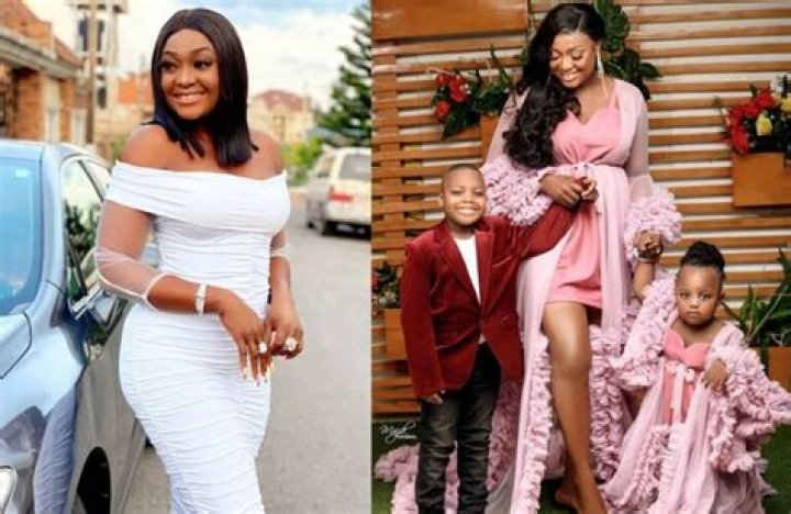 
An apology is the superglue of life. Lizzy Gold Onuwaje says as she shares new photos on Instagram 