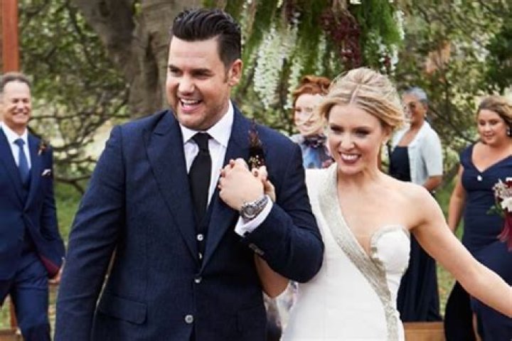 Ben Mingay | Girlfriend | TG Time