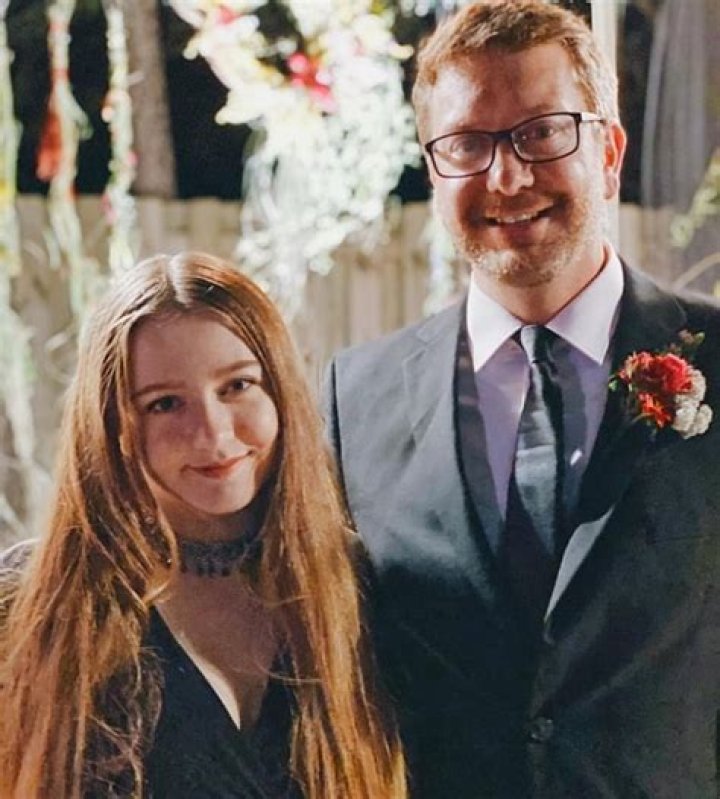 Camryn Clifford Height, Weight, Net Worth, Age, Birthday, Wikipedia, Who, Nationality, Biography