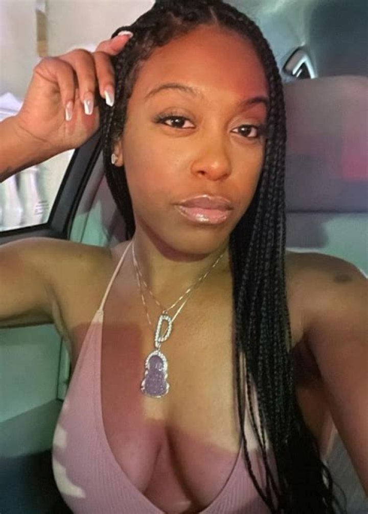 
DomiNque Perry Height, Weight, Net Worth, Age, Birthday, Wikipedia, Who, Nationality, Biography 