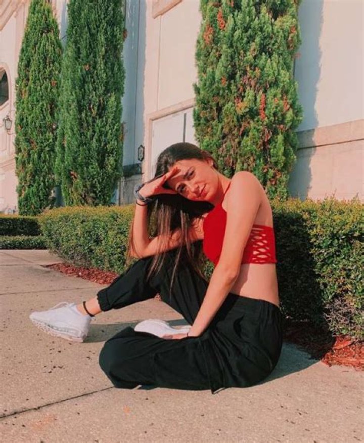 Emily Paulichi Height, Weight, Net Worth, Age, Wiki, Who, Instagram, Biography