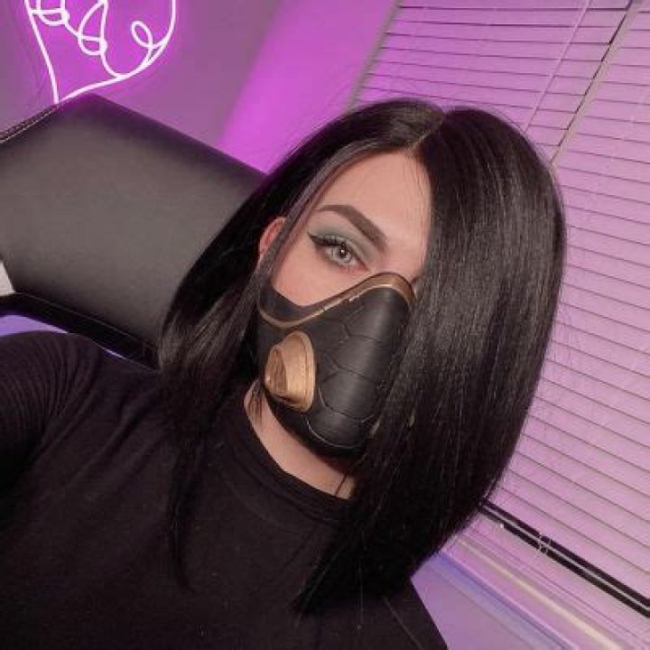 Essaere Height, Weight, Net Worth, Age, Birthday, Wikipedia, Who, Nationality, Biography