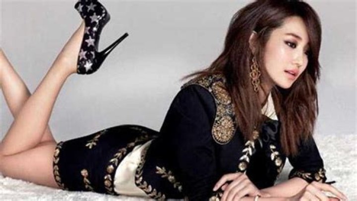 
Go Joon Hee Height, Weight, Net Worth, Age, Birthday, Wikipedia, Who, Instagram, Biography 