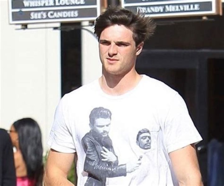 Greg Wise Height, Age, Boyfriend, Biography, Wiki, Net Worth