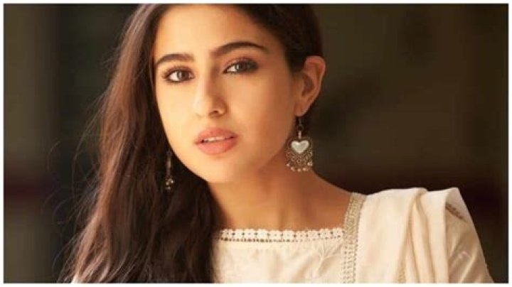 
Has Sara Ali Khan Broken Up With Shubman Gill? Explained 