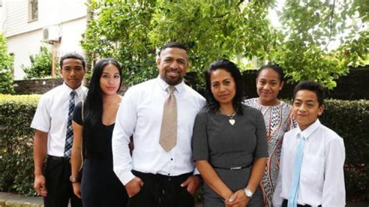
Inside John Hopoate Family: Sons and Children With Wife Brenda Hopoate 