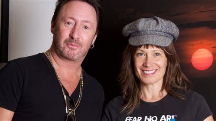 
Is Julian Lennon Married? Bio, Age, Wife, Mother, Ethnicity, Net worth 