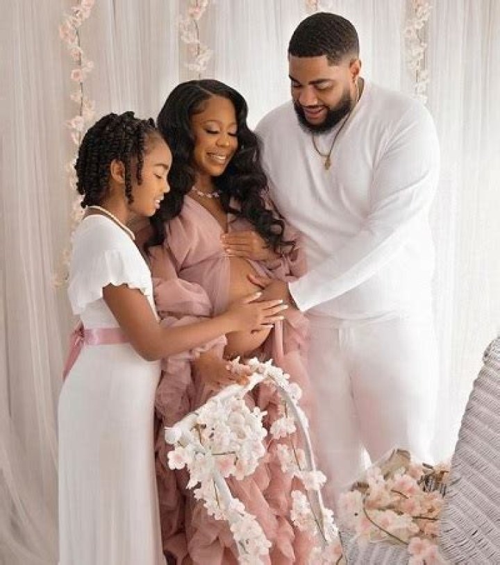 
Is Lindsey Granger Married? Husband and Family Facts 