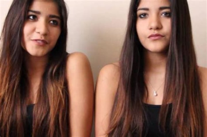 
Kessy e Mely – Kessyemely Height, Weight, Net Worth, Age, Wiki, Who, Instagram, Biography 