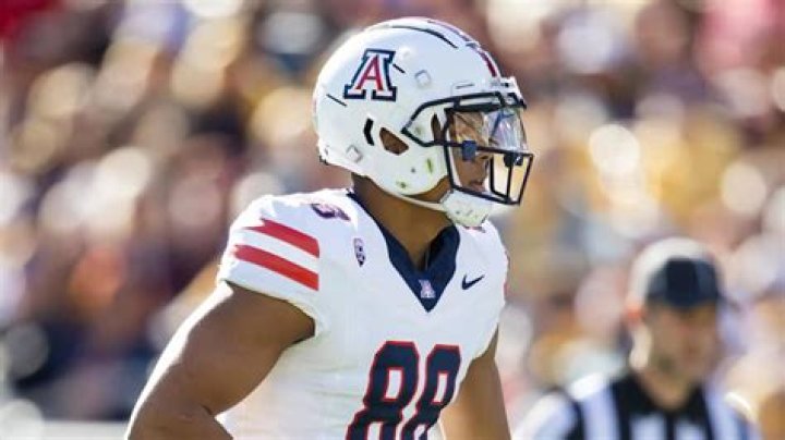 
Keyan Burnett Height, Weight, Net Worth, Age, Birthday, Wikipedia, Who, Nationality, Biography 