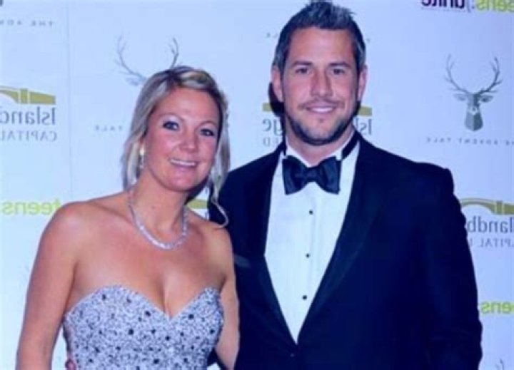 Louise Anstead Height, Weight, Net Worth, Age, Birthday, Wikipedia, Who, Nationality, Biography