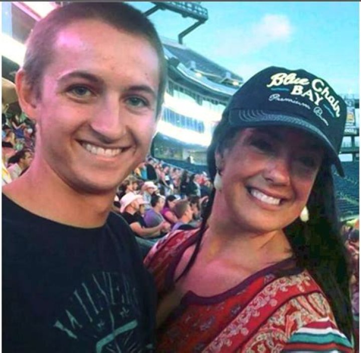 Lynn R Roy and Conrad H Roy Jr – What To Know About Conrad Roy Parents