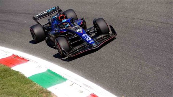 Nyck de Vries Net Worth [2022]: A Look Into The Career Earnings Of The F1 Racer!