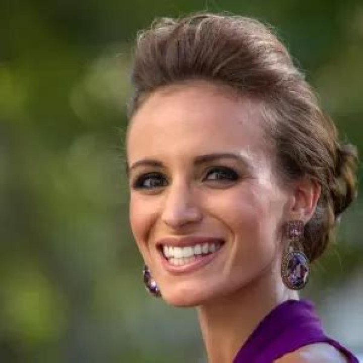 
Samantha Sarcinella Height, Weight, Net Worth, Age, Birthday, Wikipedia, Who, Nationality, Biography 