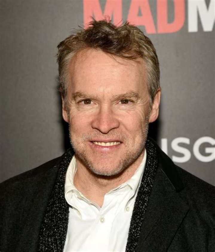 
Tate Donovan’s Net Worth – Was Jennifer Aniston’s partner for 3yrs 