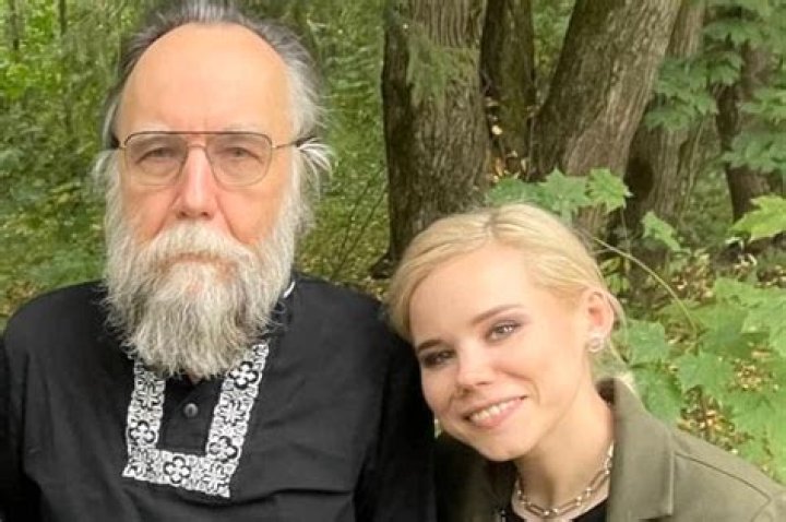 
The daughter of Putin’s ally, Alexander Dugin, Darya Dugina is killed in a Moscow bomb attack 