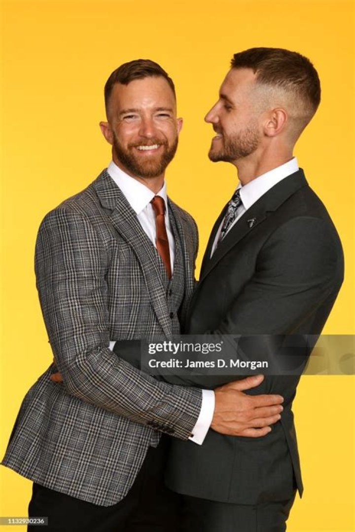 
Tim Draxl And His Partner Barrittone Are Couple Goals 