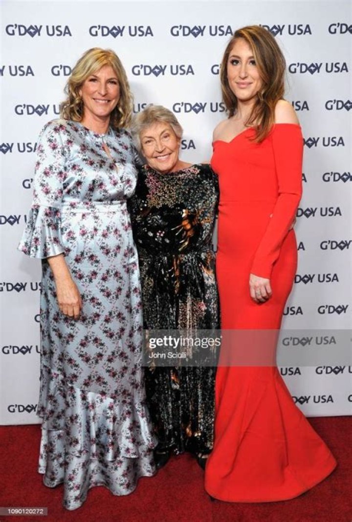 Traci Wald Donat Height, Weight, Net Worth, Age, Birthday, Wikipedia, Who, Instagram, Biography