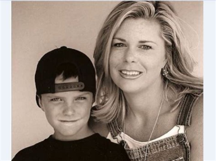 Tyler Stanaland | Parents Father John Stanaland And Mother Lisa Cameron