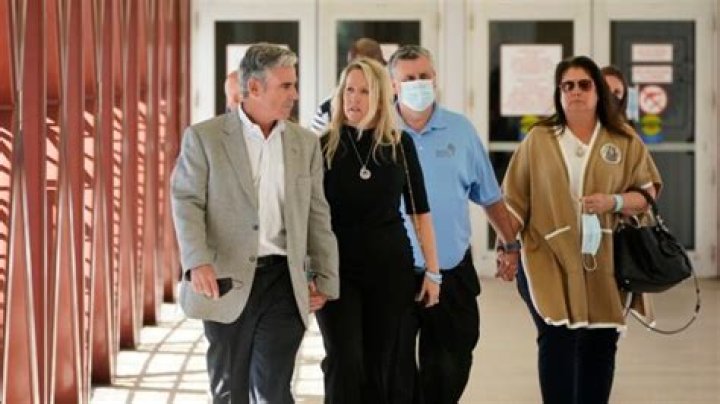 
Where Are Luke Hoyer Parents Tom And Gena Hoyer Today? Update Of Justice On His Case 