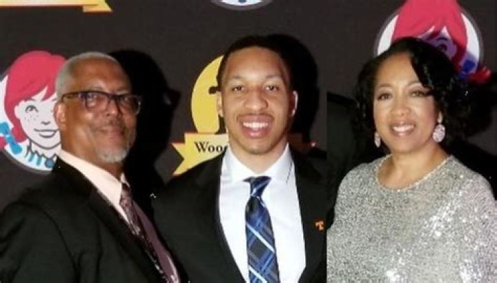 
Who are Grant Williams Parents? Grant Williams Biography, Parents Name and More 
