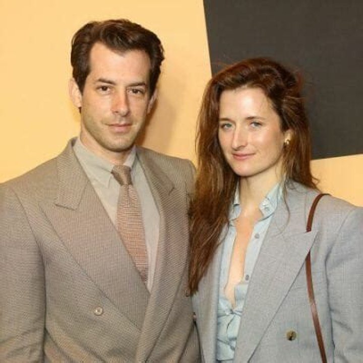 
Who Is Grace Gummer Husband Mark Ronson? Daughter Family And Net Worth 