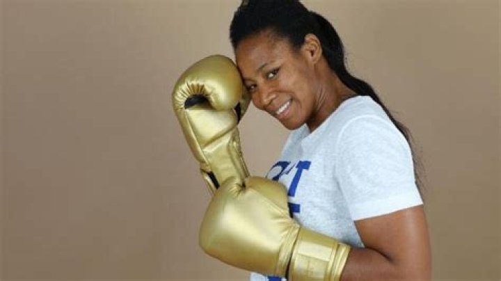 Zarah Fairn Dos Santos Bio, Net Worth 2023, Age